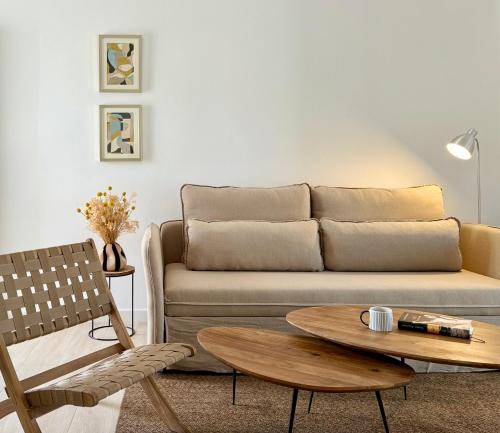 Canaryislandshost L Sol in Puerto Del Carmen, Spain