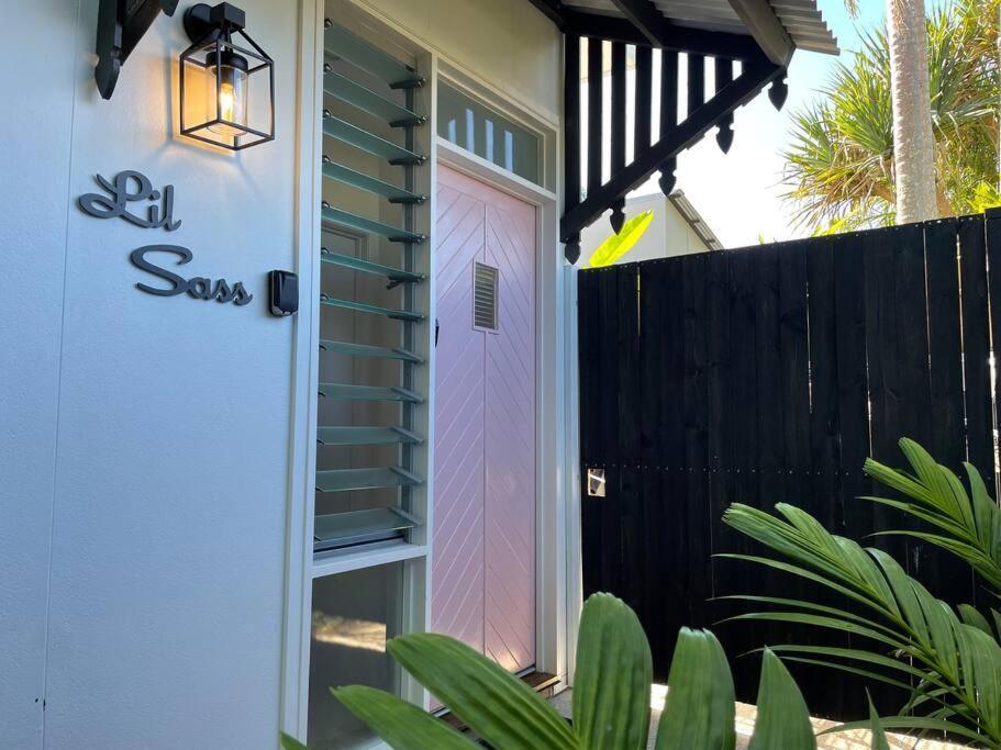 Lil Sass — 4-Star Luxury Hotel in Sunshine Coast, Australia