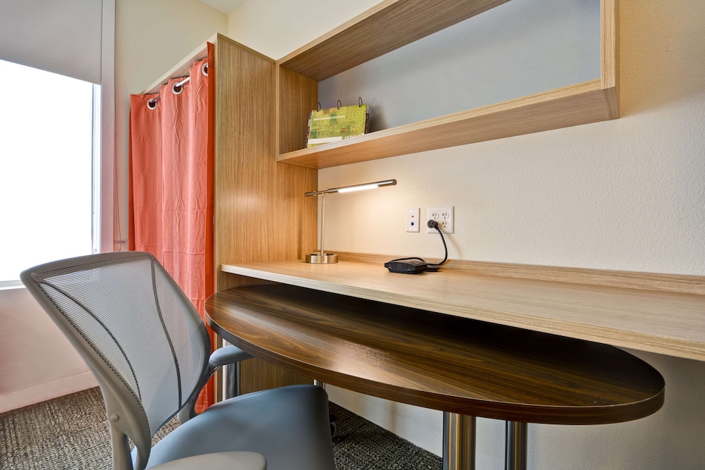 Home2 Suites by Hilton Dallas Downtown at Baylor Scott & White - photo 11