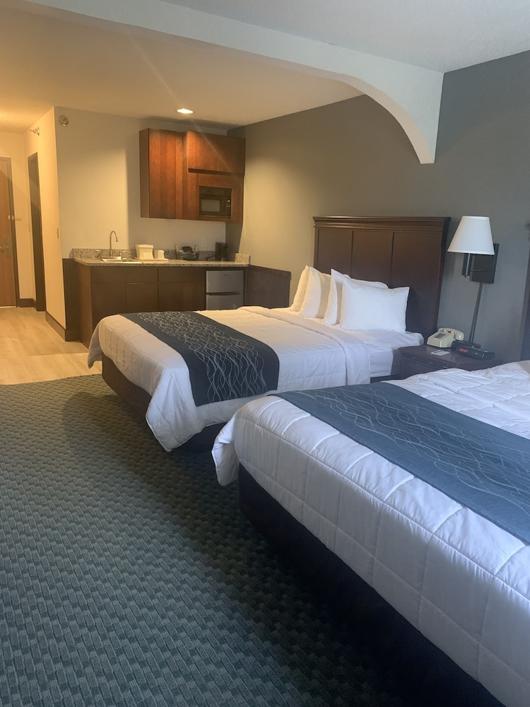 Dunes Express Inn & Suites - photo 14