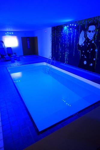 Casa FedericaPet con piscina interna privata e riscaldata — 4-Star Luxury Hotel in Pagliare, Italy