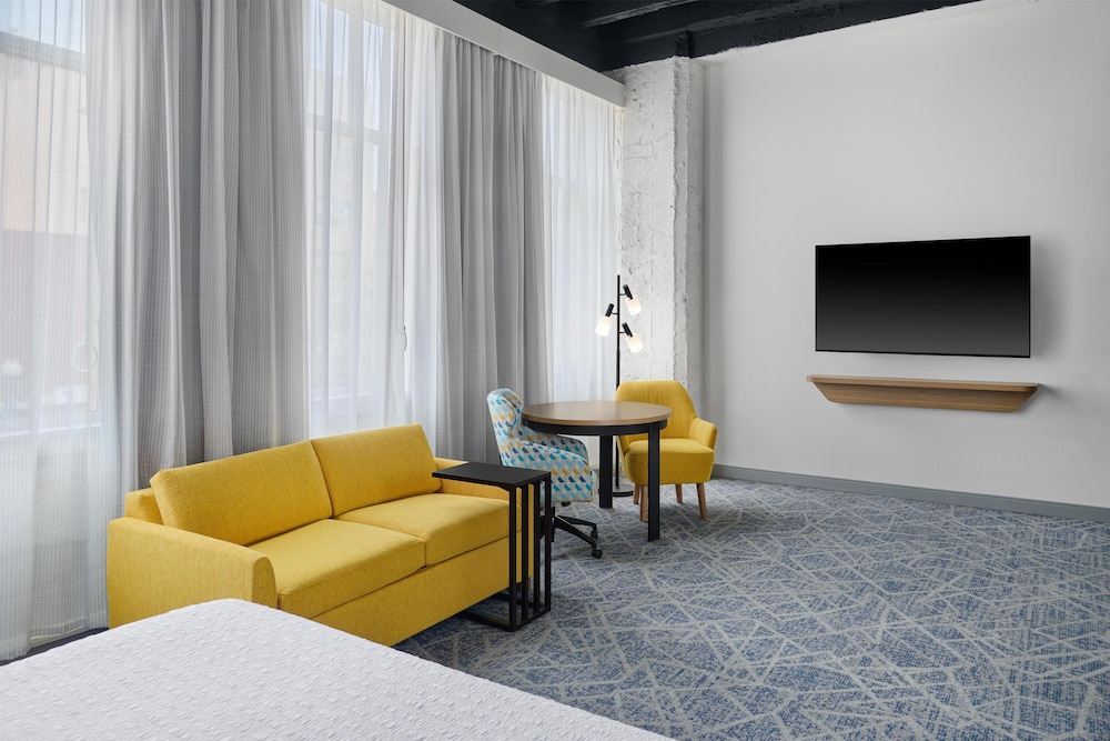 Hampton Inn by Hilton Lincoln Downtown - photo 29