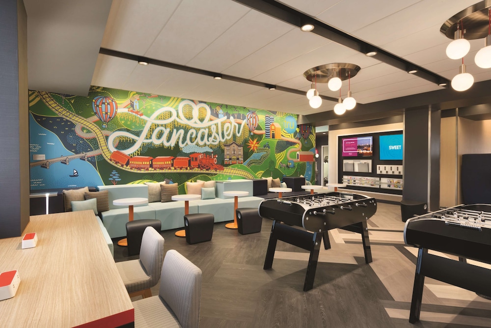 Tru by Hilton Lancaster East - photo 3