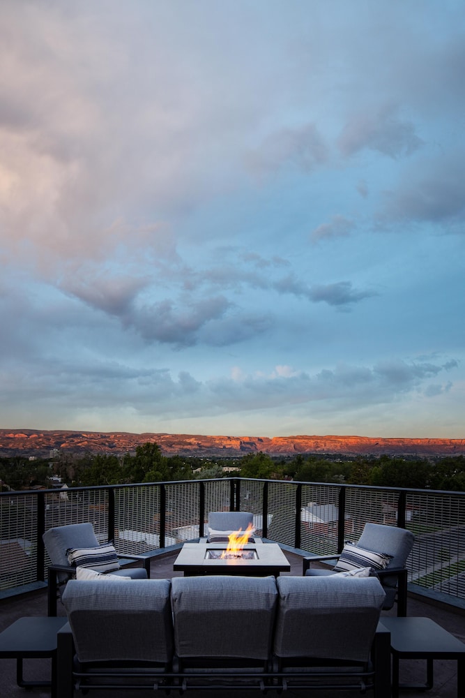 Hotel Maverick - photo 58