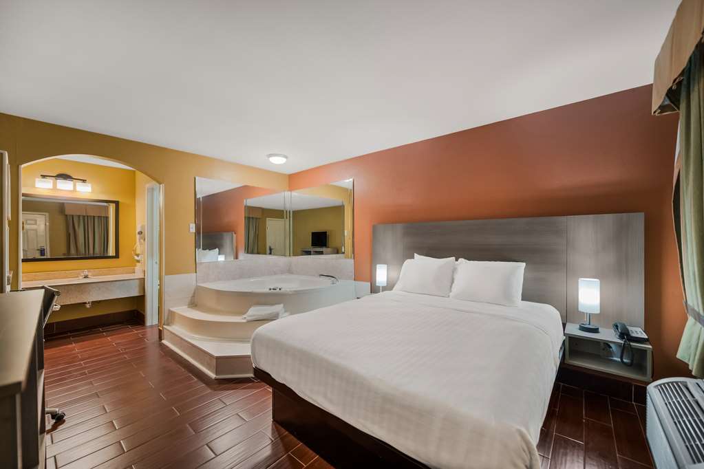 SureStay Hotel by Best Western Mt Pleasant - photo 18