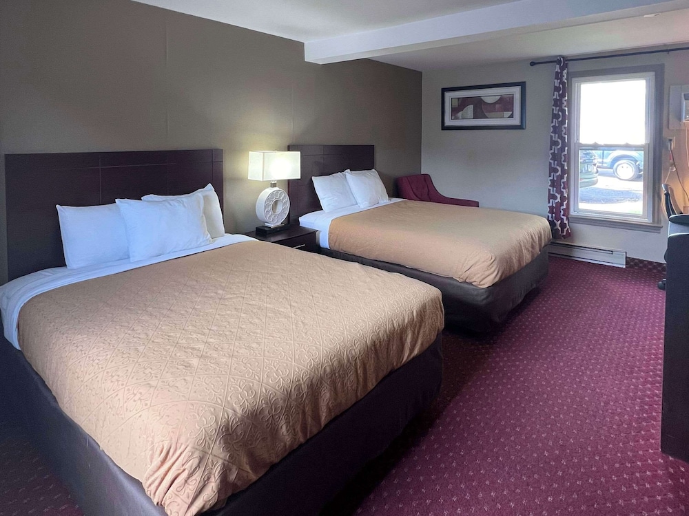 Rodeway Inn & Suites Hershey Chocolate Avenue - photo 21