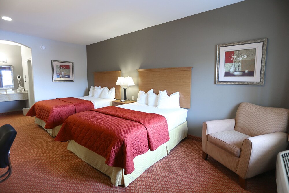 Executive Inn & Suites Jewett - photo 23