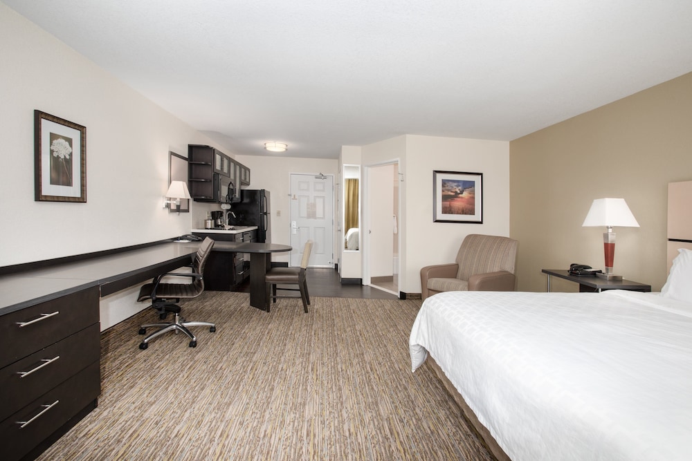 Candlewood Suites Manhattan by IHG - photo 7