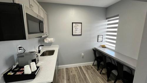 Oceano Suites Daytona Beach - photo 25