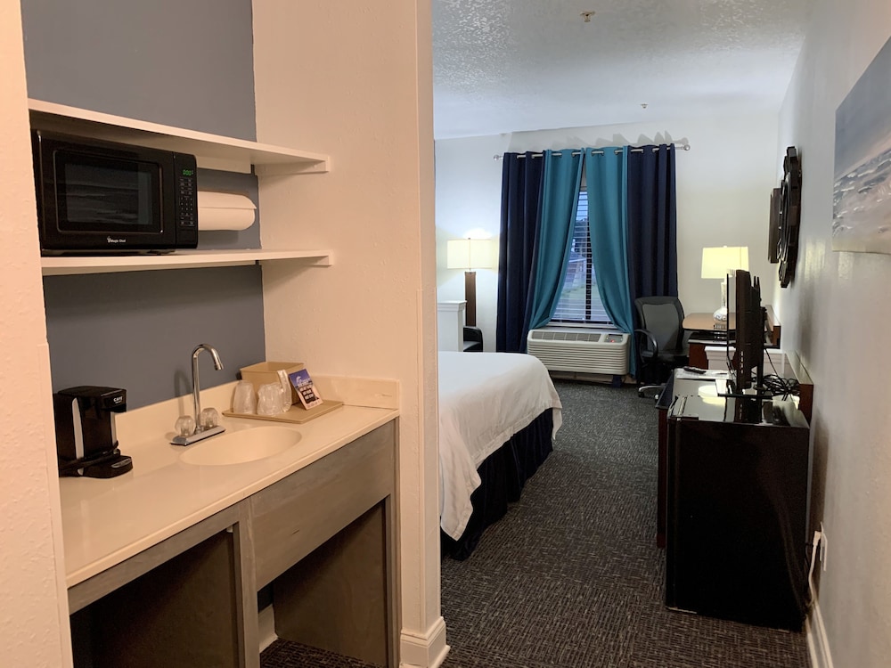Hotel Pensacola - photo 49