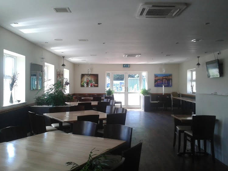 The Miners Lodge — 5-Star Luxury Hotel in Frimley, United Kingdom
