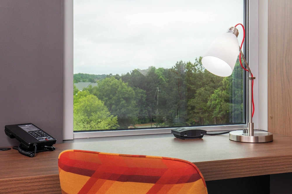 Aloft Alpharetta - photo 7