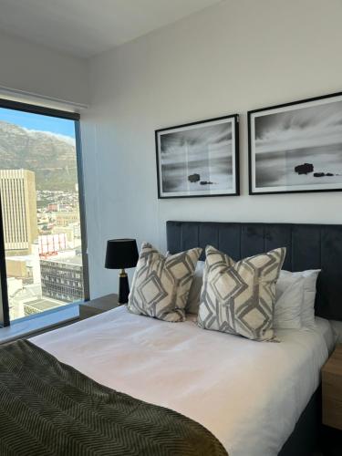 The Rubik 2005 — 4-Star Luxury Hotel in Cape Town, South Africa
