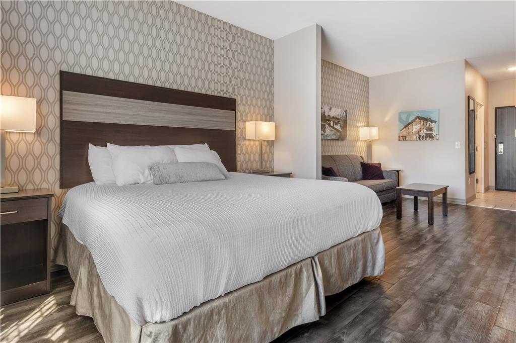 Best Western Plus Saint Peter - photo 10