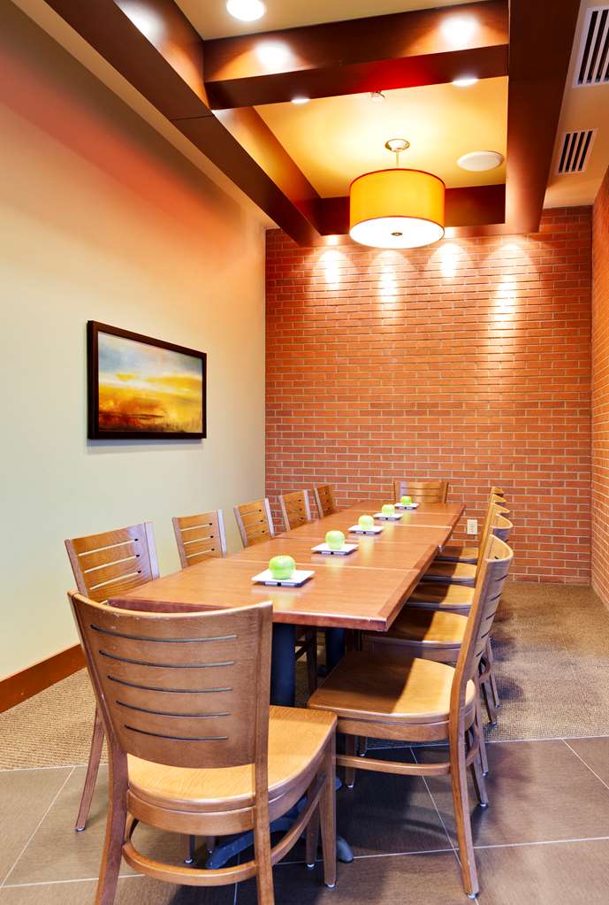 Hyatt Place Garden City - photo 18