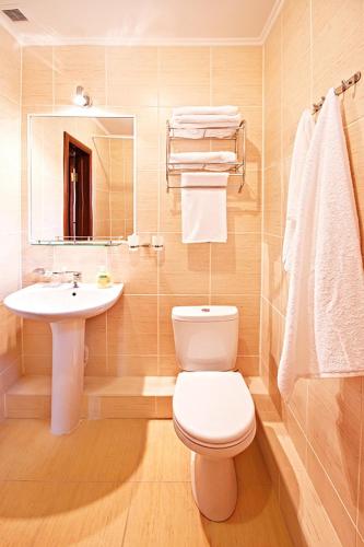 Hotel Kompliment — Agoy — photo 4