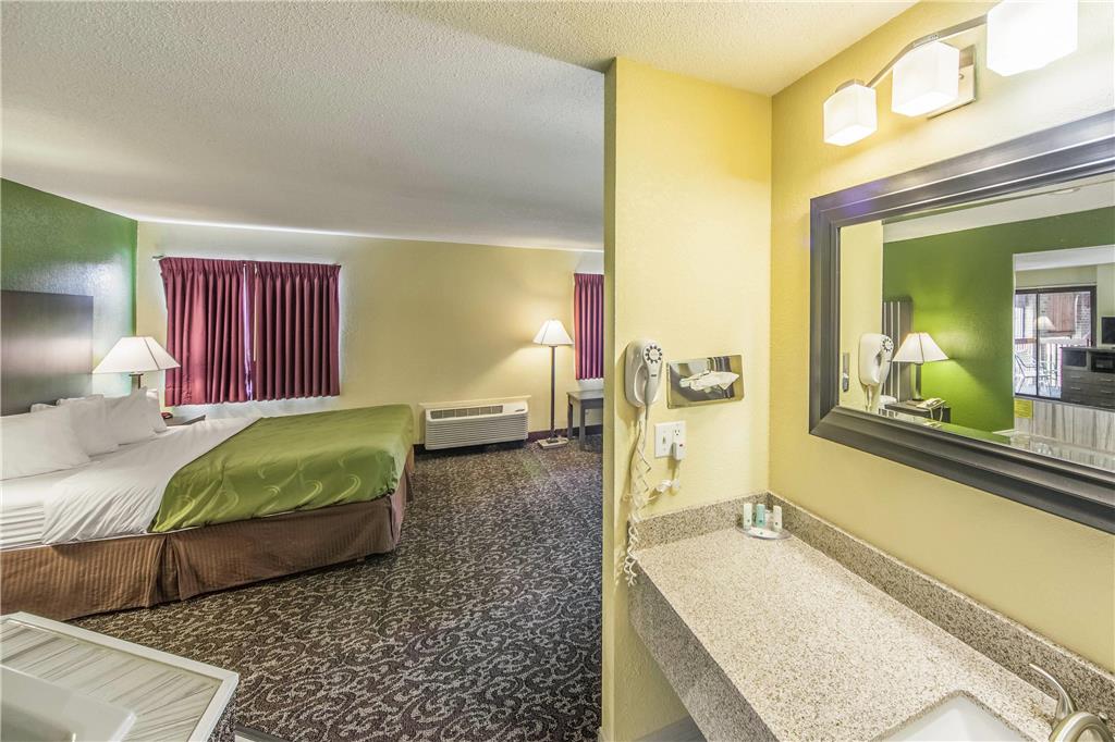 Quality Inn Decatur near US 224 - photo 16