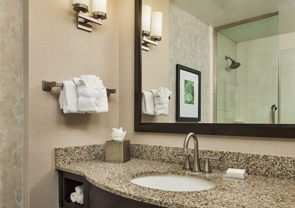 Hilton Garden Inn Nashville Downtown Convention Center - photo 36