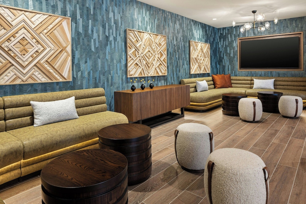 Oshkosh Marriott Waterfront Hotel & Convention Center - photo 32
