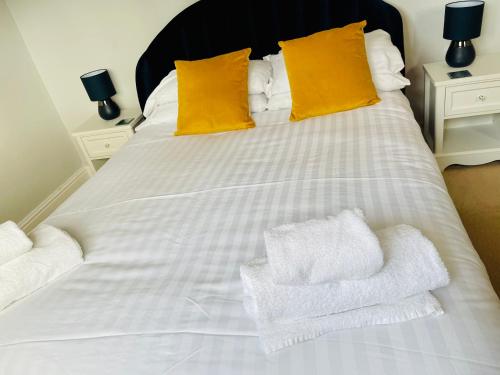 Tanglewood House Abergavenny with Private Parking — 4-Star Luxury Hotel in Abergavenny, United Kingdom