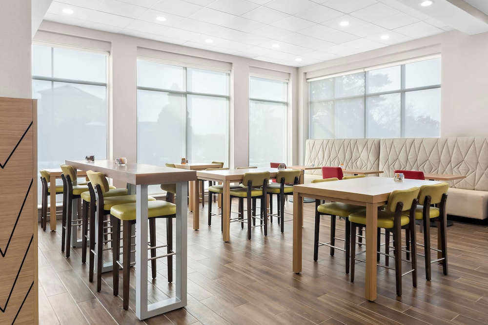 Hilton Garden Inn Lexington Georgetown - photo 42