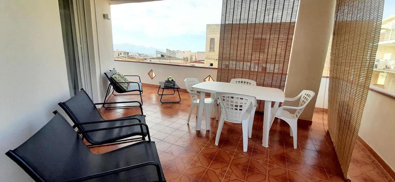 Spiaggia Libera e di Sabbia dorata per Limoncello Appartamento a 150 m dal Mare Perfetto per Famiglie e Coppie — 4-Star Luxury Hotel in Alcamo, Italy