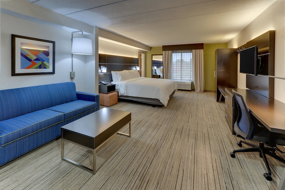 Holiday Inn Express & Suites Troy by IHG - photo 29