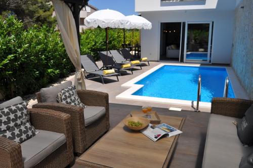 Lemon beach house — 4-Star Luxury Hotel in Vodice, Croatia