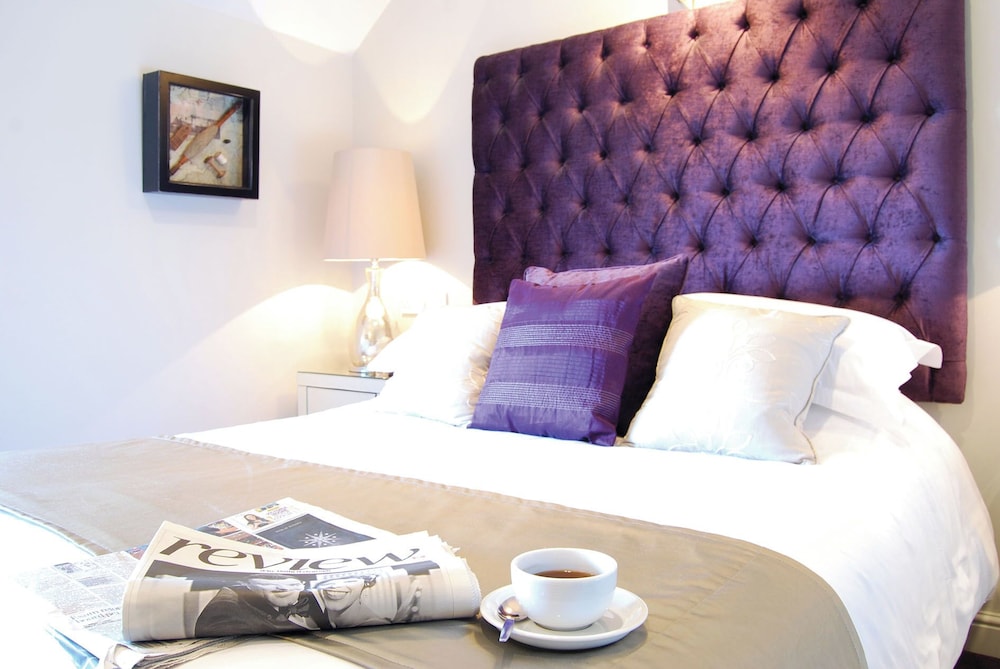 The Pheasant Public House & Hotel Limited — 5-Star Luxury Hotel in Halstead, United Kingdom