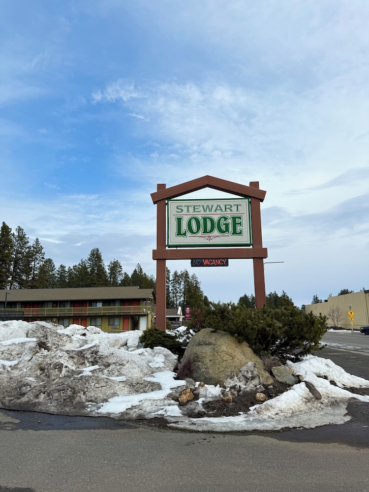 Stewart Lodge - photo 2
