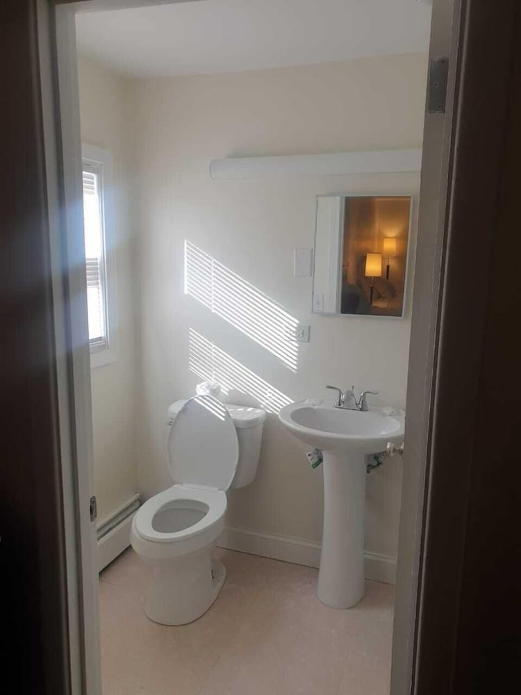 Town & Country Inn - photo 14
