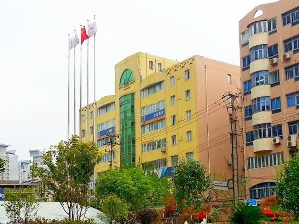Hotel Sarvin - carbon neutral hotel in Lucknow