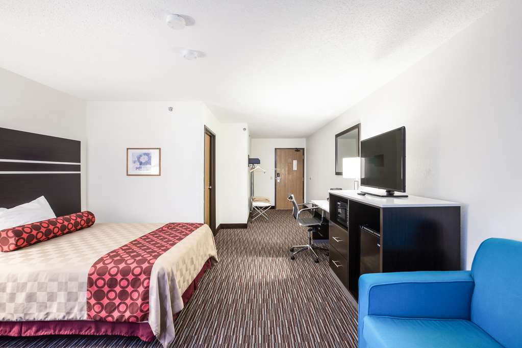 Americas Best Value Inn Charlotte MI - photo 20