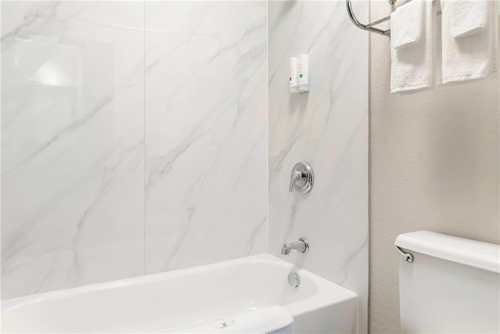 Quality Inn Grand Rapids South Byron Center - photo 8