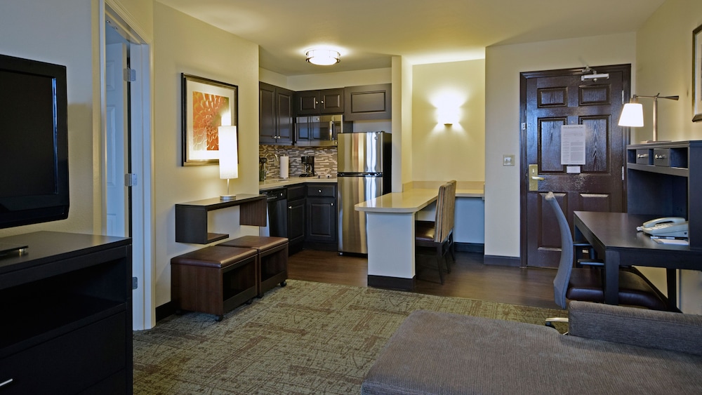 Staybridge Suites Cincinnati North by IHG - photo 26