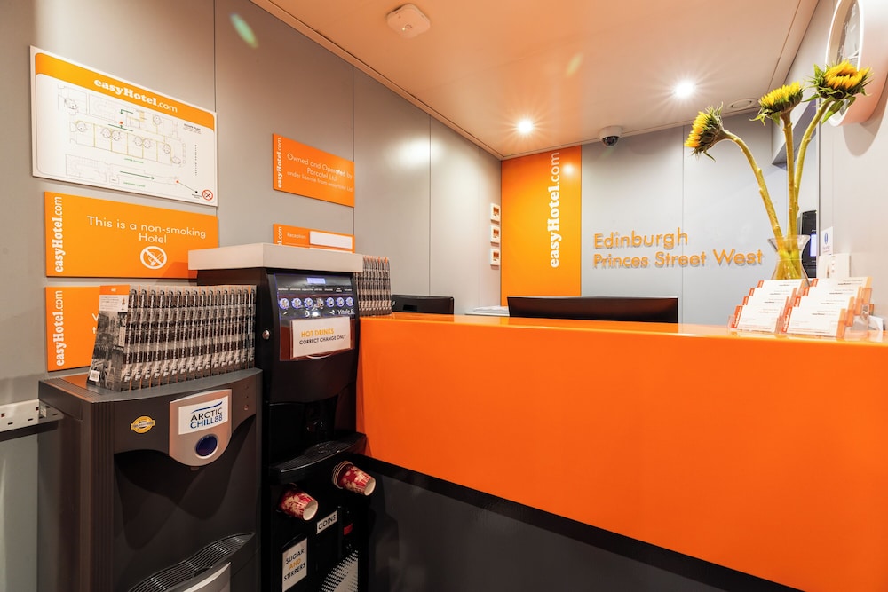 easyHotel Edinburgh - carbon neutral hotel in Edinburgh