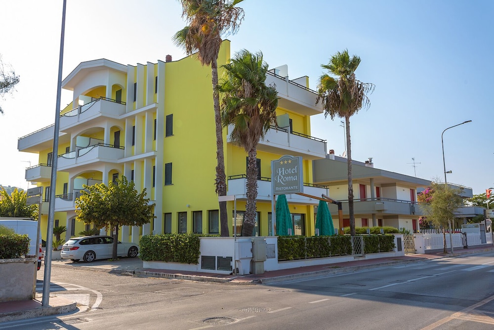 Hotel Roma — hotel in Roseto Degli Abruzzi