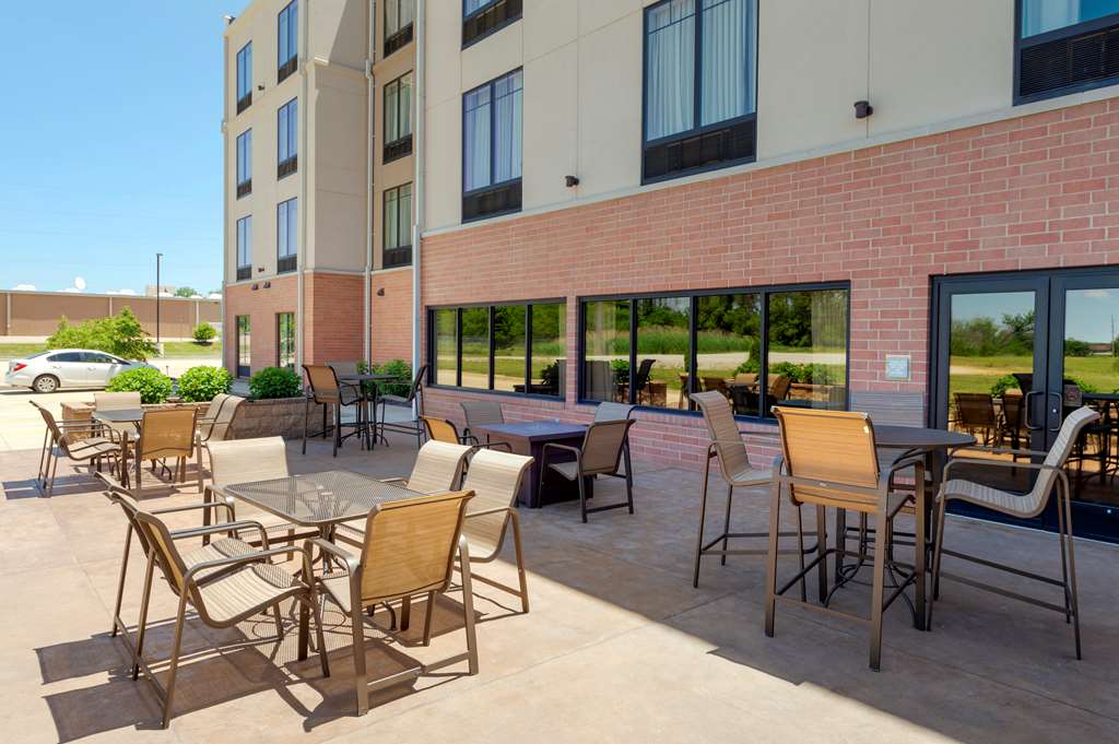 Best Western Plus Centralia Hotel & Suites - photo 8