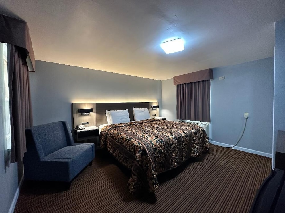 Rodeway Inn & Suites Walhalla - photo 13