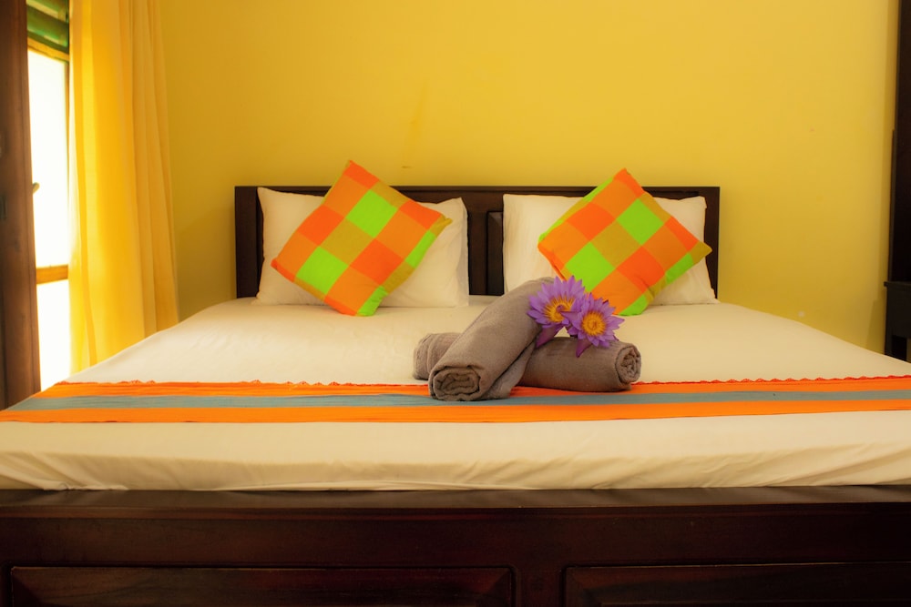 Leon Lakeside Hotel in Kataragama, Sri Lanka