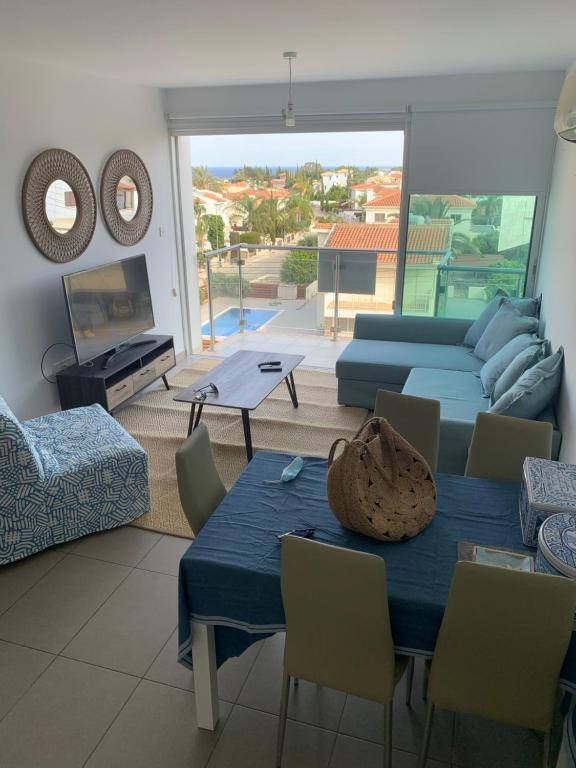 One bedroom beach apartment 30m from an amazing beach Coralli