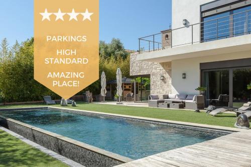Villa in Juan Les pins with heated pool — 4-Star Luxury Hotel in Antibes, France