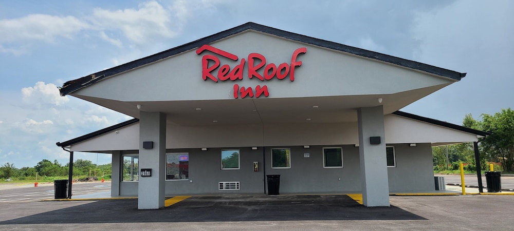 Red Roof Inn Byron — Byron