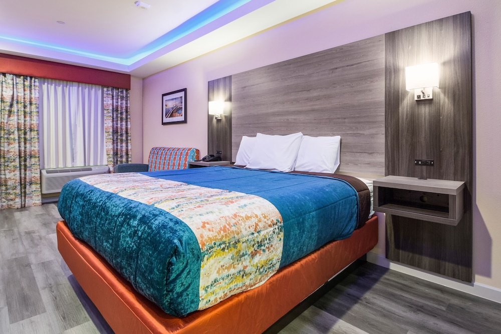 Scottish Inn & Suites Houston Willowbrook - photo 7
