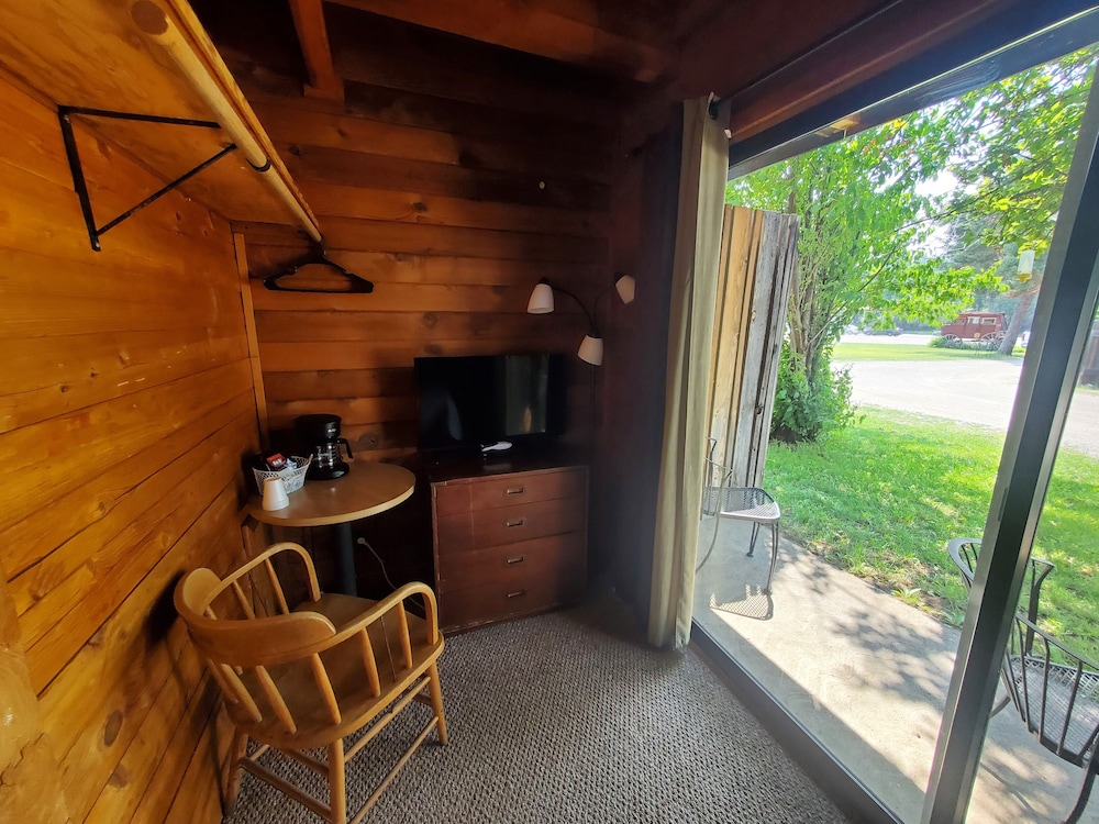 Virginian Resort - photo 16