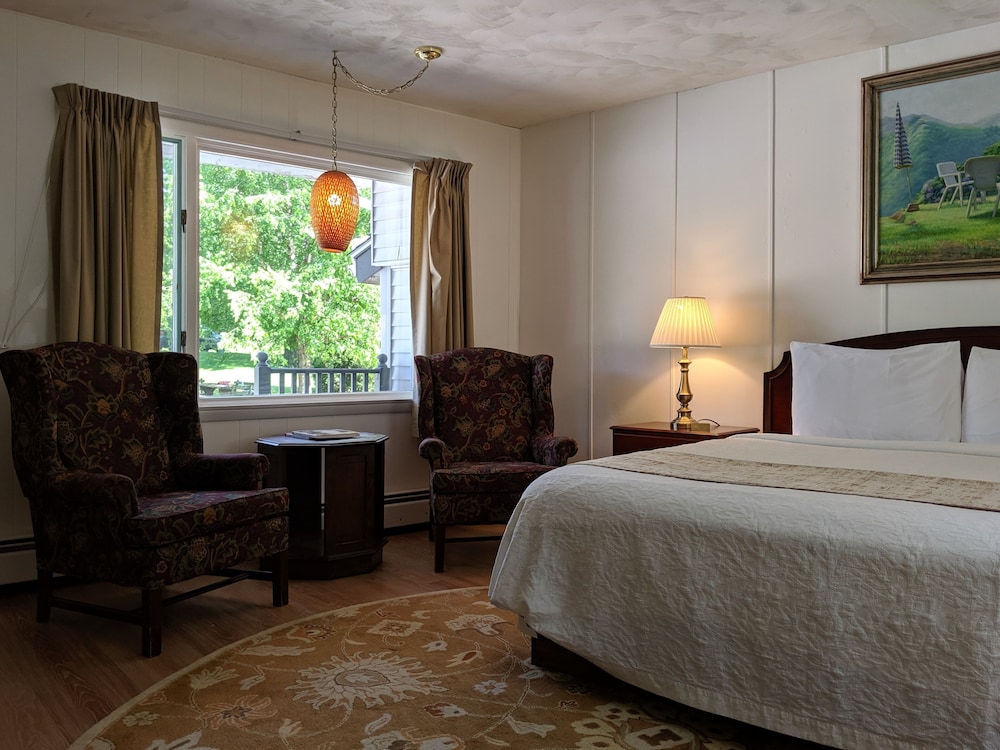 Harwood Hill Motel - photo 8