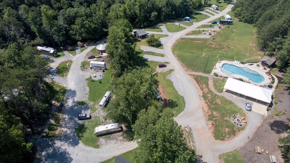 Emberglow Outdoor Resort - photo 313