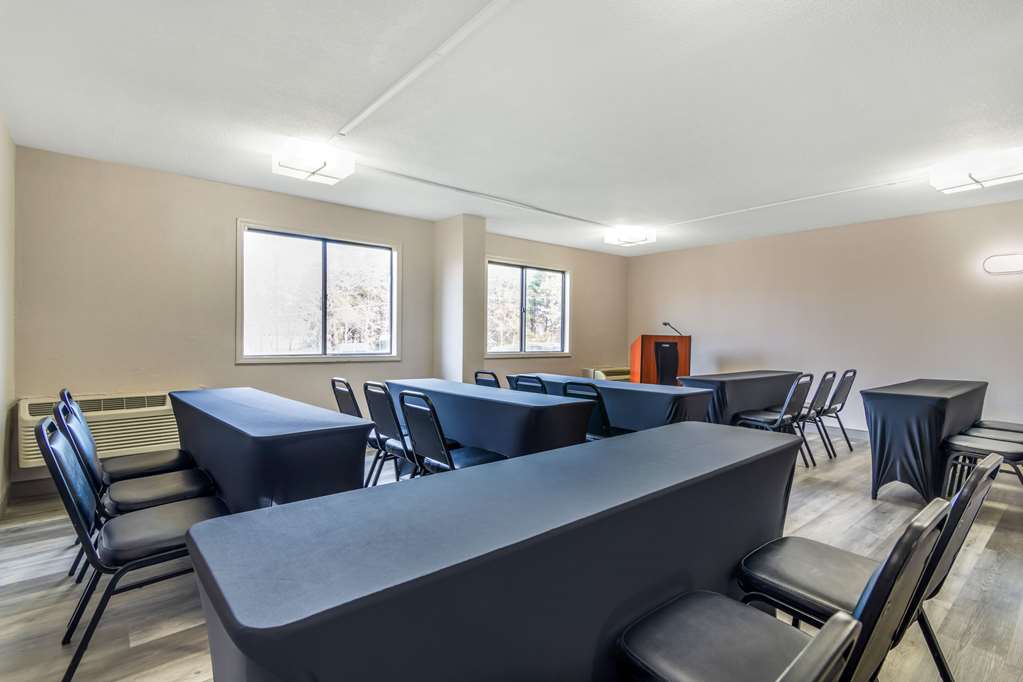 Country Inn & Suites by Radisson Atlanta Airport South GA - photo 39