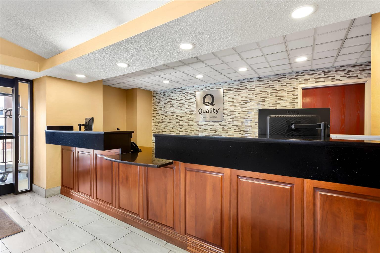 Quality Inn & Suites Niles - photo 11