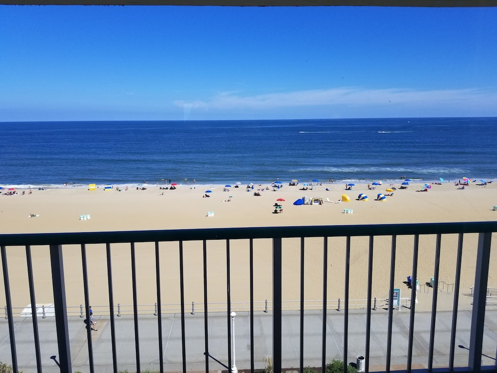 Baymont by Wyndham Virginia Beach Oceanfront - photo 31